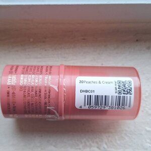 🌸 Essence Baby Got Blush Stick – Peaches & Cream 🌸